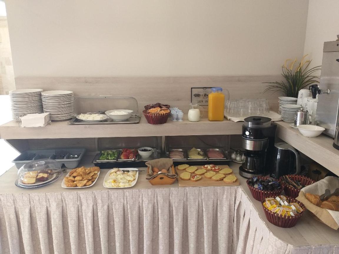 Troulis Seaside Aparthotel Amoudara  Bagian luar foto