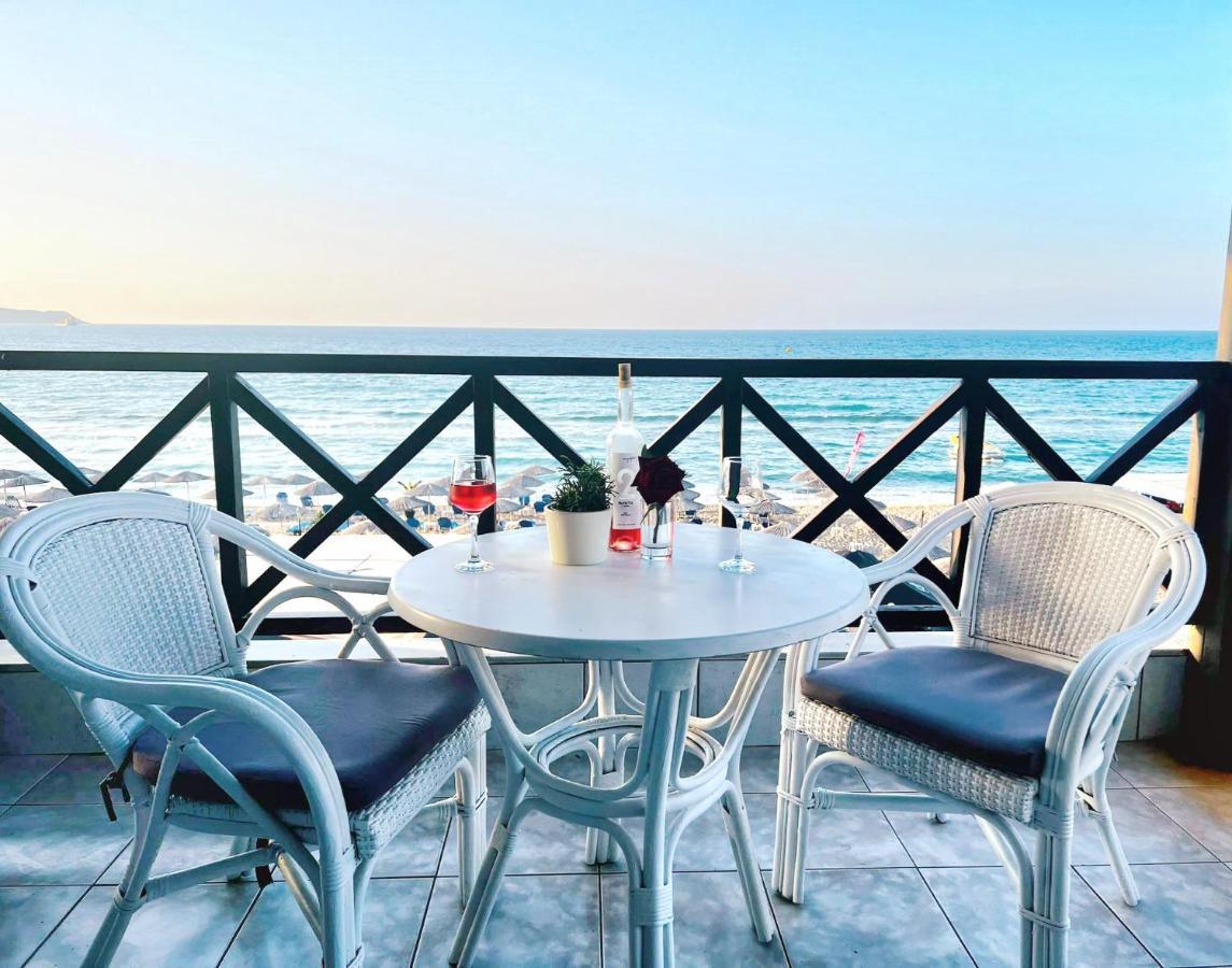 Troulis Seaside Aparthotel Amoudara  Bagian luar foto
